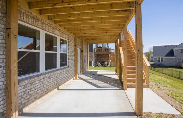 636 Snapdragon Lane, Hendersonville, TN 37075