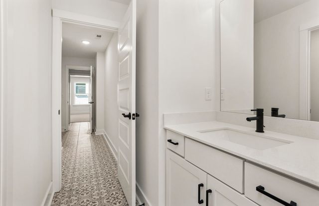 636 Snapdragon Lane, Hendersonville, TN 37075