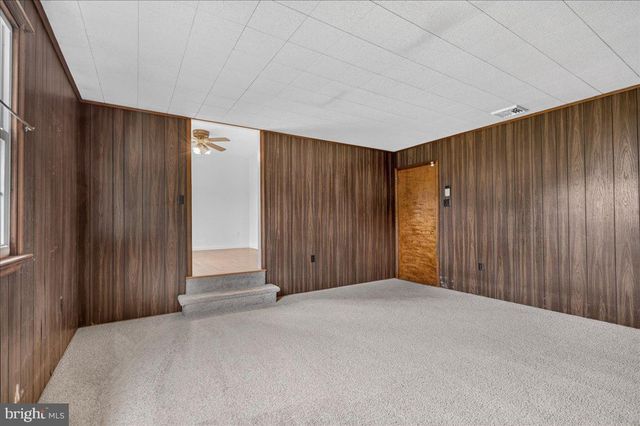 805 ELLIS WOODS RD, Pottstown, PA 19465