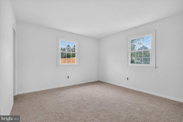 805 ELLIS WOODS RD, Pottstown, PA 19465