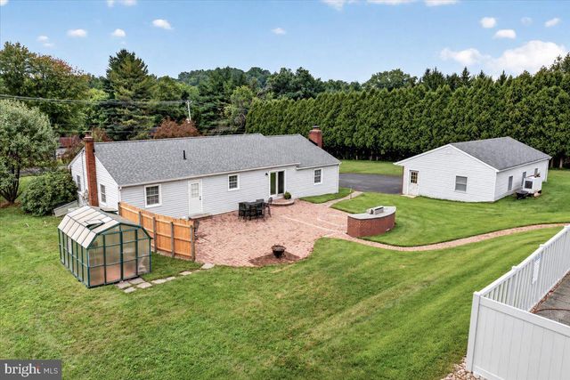 805 ELLIS WOODS RD, Pottstown, PA 19465