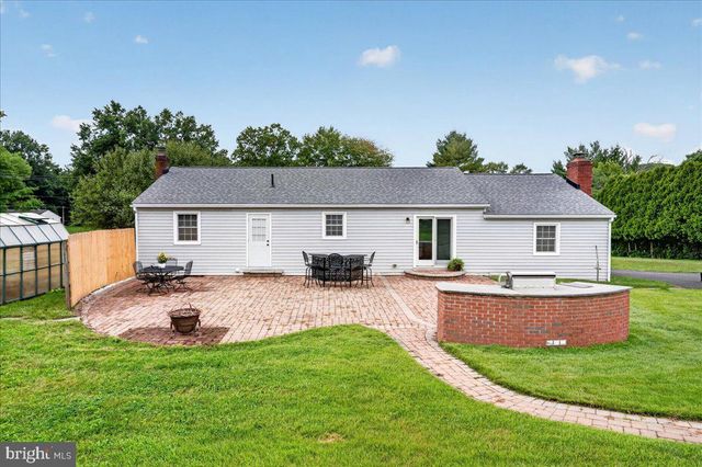 805 ELLIS WOODS RD, Pottstown, PA 19465