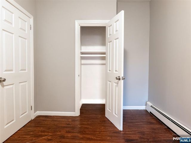 87 2nd Street, Newark, NJ 07107