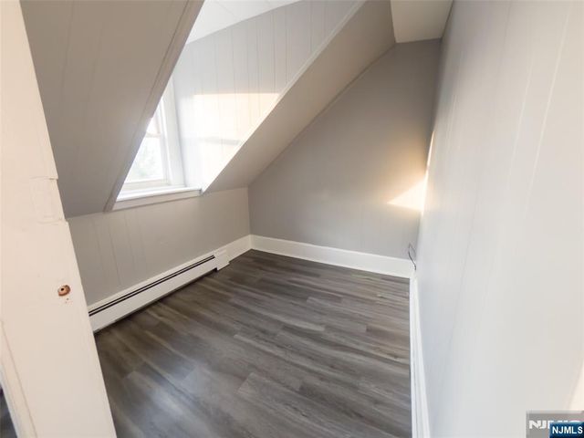 87 2nd Street, Newark, NJ 07107