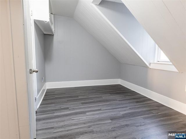 87 2nd Street, Newark, NJ 07107