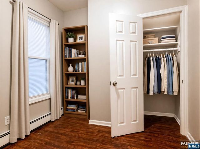 87 2nd Street, Newark, NJ 07107