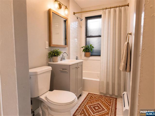 87 2nd Street, Newark, NJ 07107