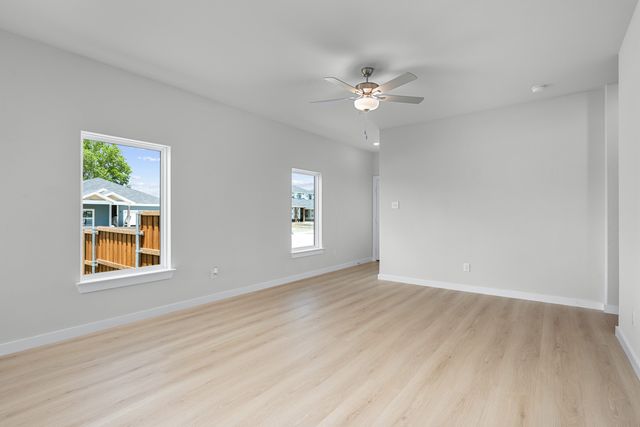 406 Hay Field Drive, Blue Ridge, TX 75424