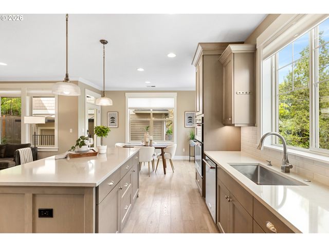 1903 Se 29TH Ave, Portland, OR 97214