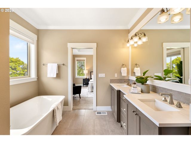 1903 Se 29TH Ave, Portland, OR 97214