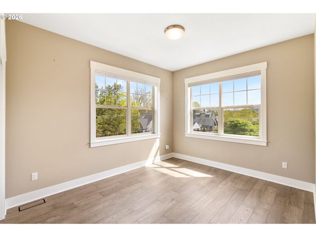 1903 Se 29TH Ave, Portland, OR 97214