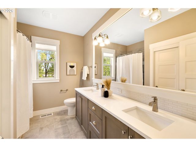 1903 Se 29TH Ave, Portland, OR 97214