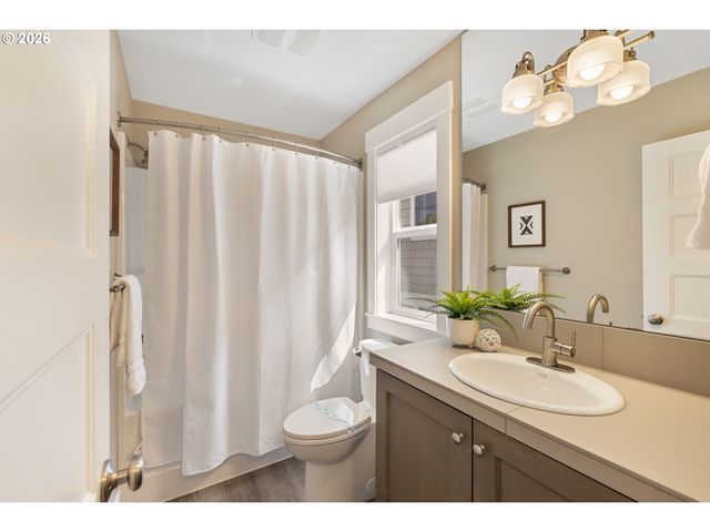 1903 Se 29TH Ave, Portland, OR 97214