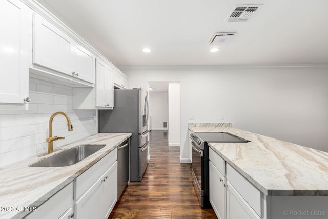 8531 E CLARENDON Avenue, Scottsdale, AZ 85251