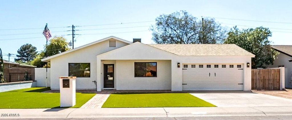 8531 E CLARENDON Avenue, Scottsdale, AZ 85251