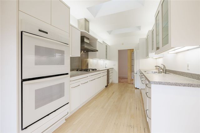 3 Scr Lane, Perinton, NY 14564