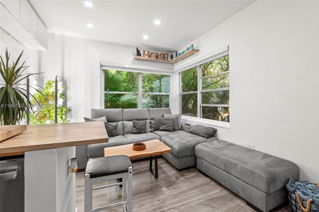 1555 Pennsylvania Ave 110, Miami Beach, FL 33139