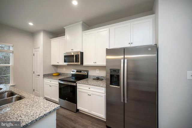 36075 COYOTE TRL, Locust Grove, VA 22508