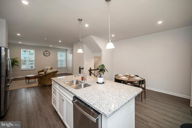 36075 COYOTE TRL, Locust Grove, VA 22508