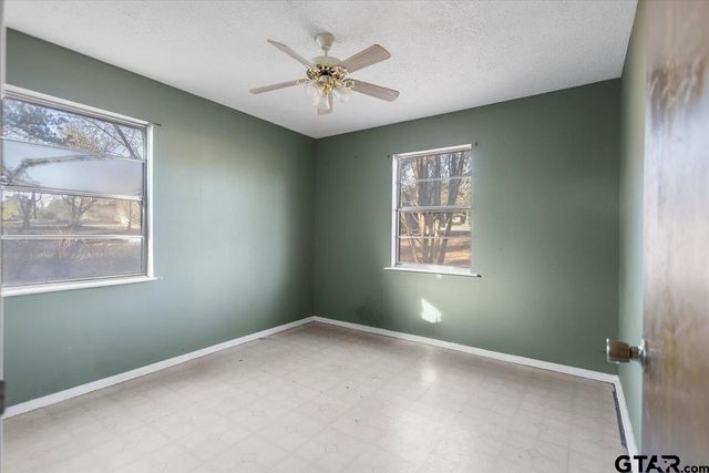 10715 S CR 461, Laneville, TX 75667