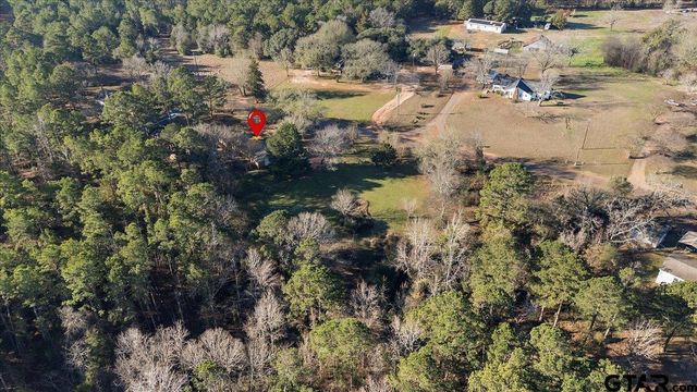 10715 S CR 461, Laneville, TX 75667