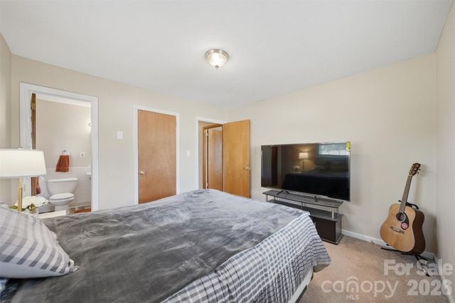 184 Edgegreen Court, Taylorsville, NC 28681