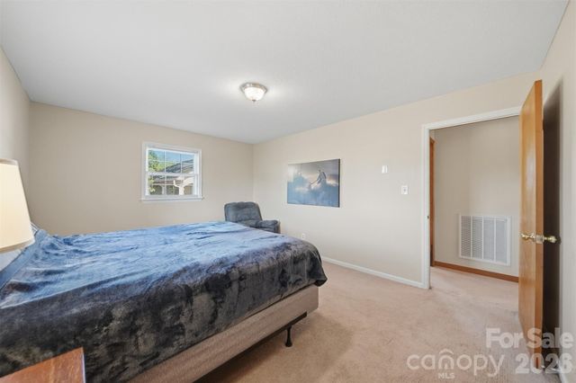 184 Edgegreen Court, Taylorsville, NC 28681