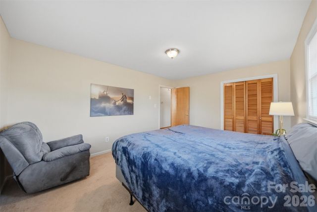 184 Edgegreen Court, Taylorsville, NC 28681