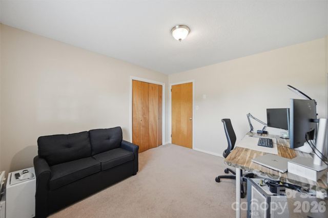 184 Edgegreen Court, Taylorsville, NC 28681