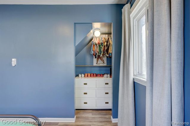 4896 Chicago Road, Warren, MI 48092