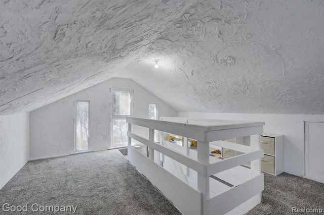 4896 Chicago Road, Warren, MI 48092