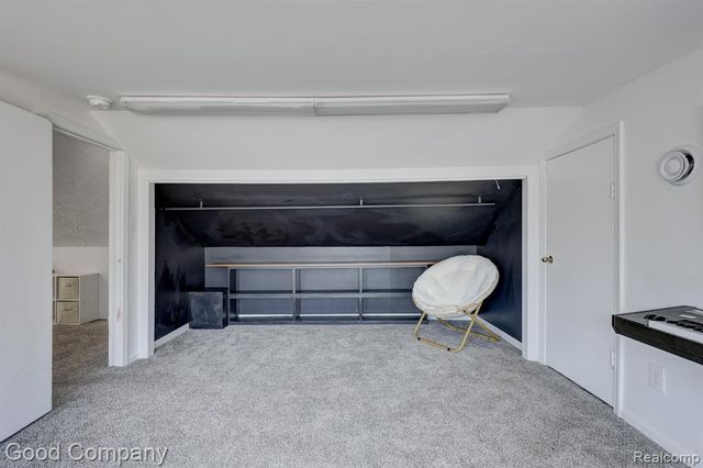 4896 Chicago Road, Warren, MI 48092