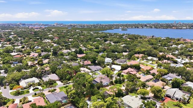 4689 PINE HARRIER DRIVE, Sarasota, FL 34231