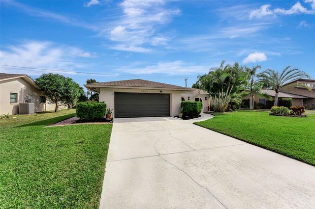 4553 CHARING CROSS ROAD, Sarasota, FL 34241