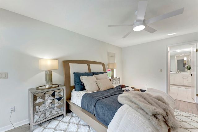 4553 CHARING CROSS ROAD, Sarasota, FL 34241