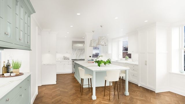 34.5 Beacon St PH, Boston, MA 02108