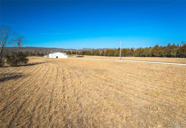 11373 Thunder Ridge Road, Richwoods, MO 63071