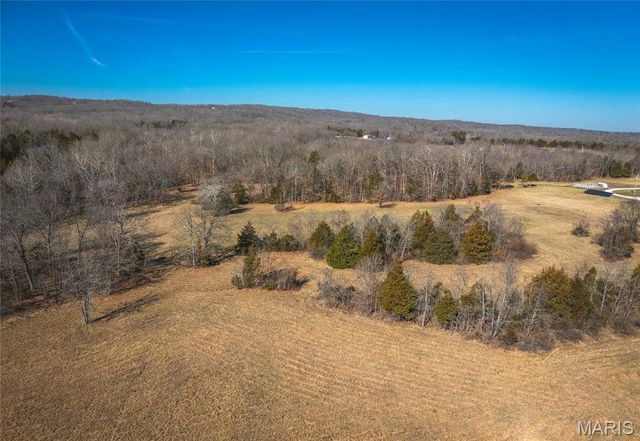 11373 Thunder Ridge Road, Richwoods, MO 63071