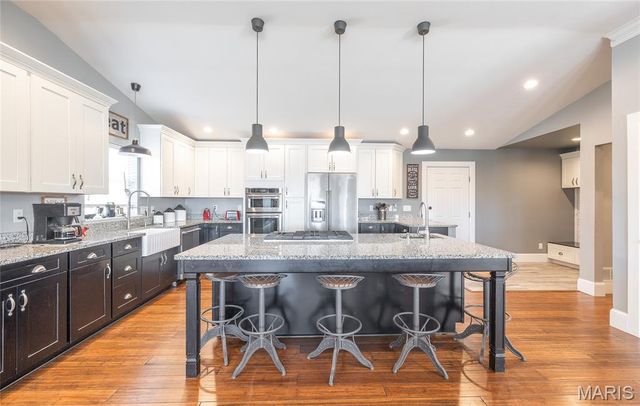 11373 Thunder Ridge Road, Richwoods, MO 63071