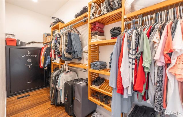 11373 Thunder Ridge Road, Richwoods, MO 63071