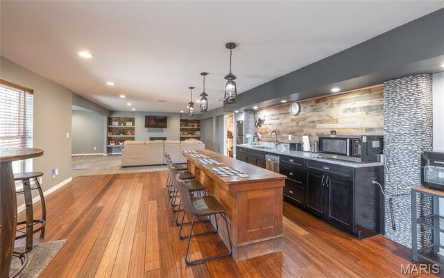 11373 Thunder Ridge Road, Richwoods, MO 63071