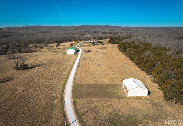 11373 Thunder Ridge Road, Richwoods, MO 63071