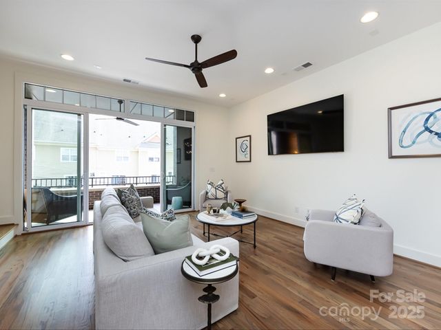 3022 Kalex Court, Charlotte, NC 28204