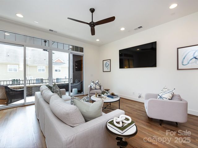 3022 Kalex Court, Charlotte, NC 28204