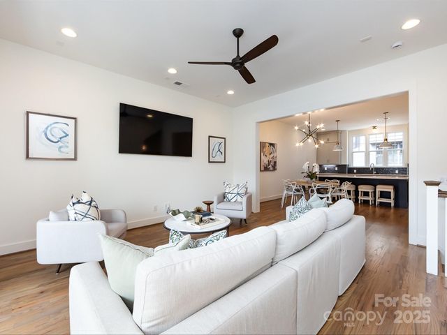 3022 Kalex Court, Charlotte, NC 28204