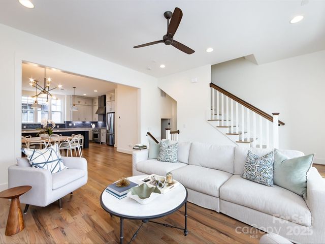 3022 Kalex Court, Charlotte, NC 28204