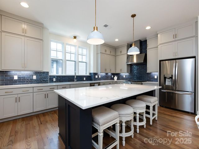 3022 Kalex Court, Charlotte, NC 28204