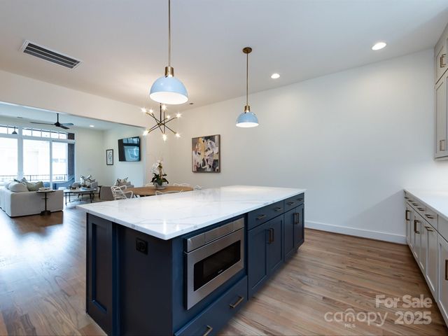 3022 Kalex Court, Charlotte, NC 28204