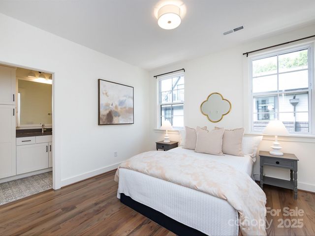 3022 Kalex Court, Charlotte, NC 28204