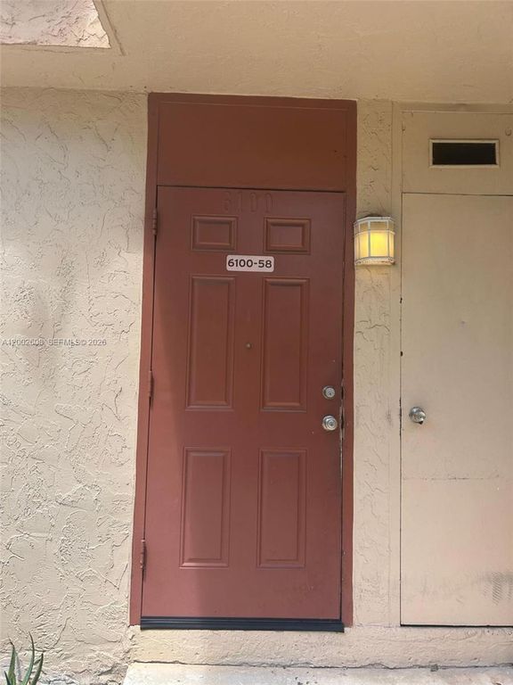 5966 SW 68th St 109, Miami, FL 33143